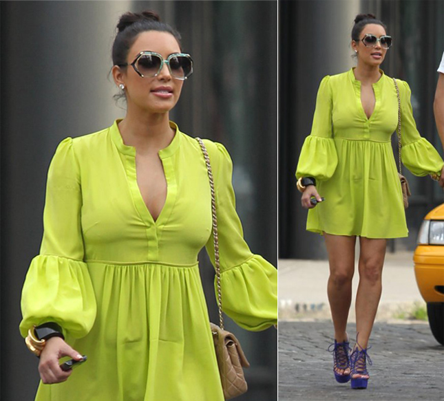 Deslize Kim Kardashian roupa errada
